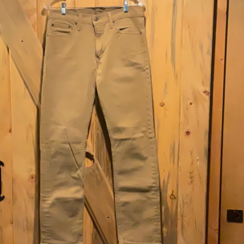 Levi's Slim Straight Jeans in Khaki